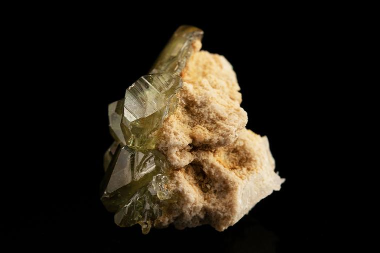 ANDRADITE var. Demantoid